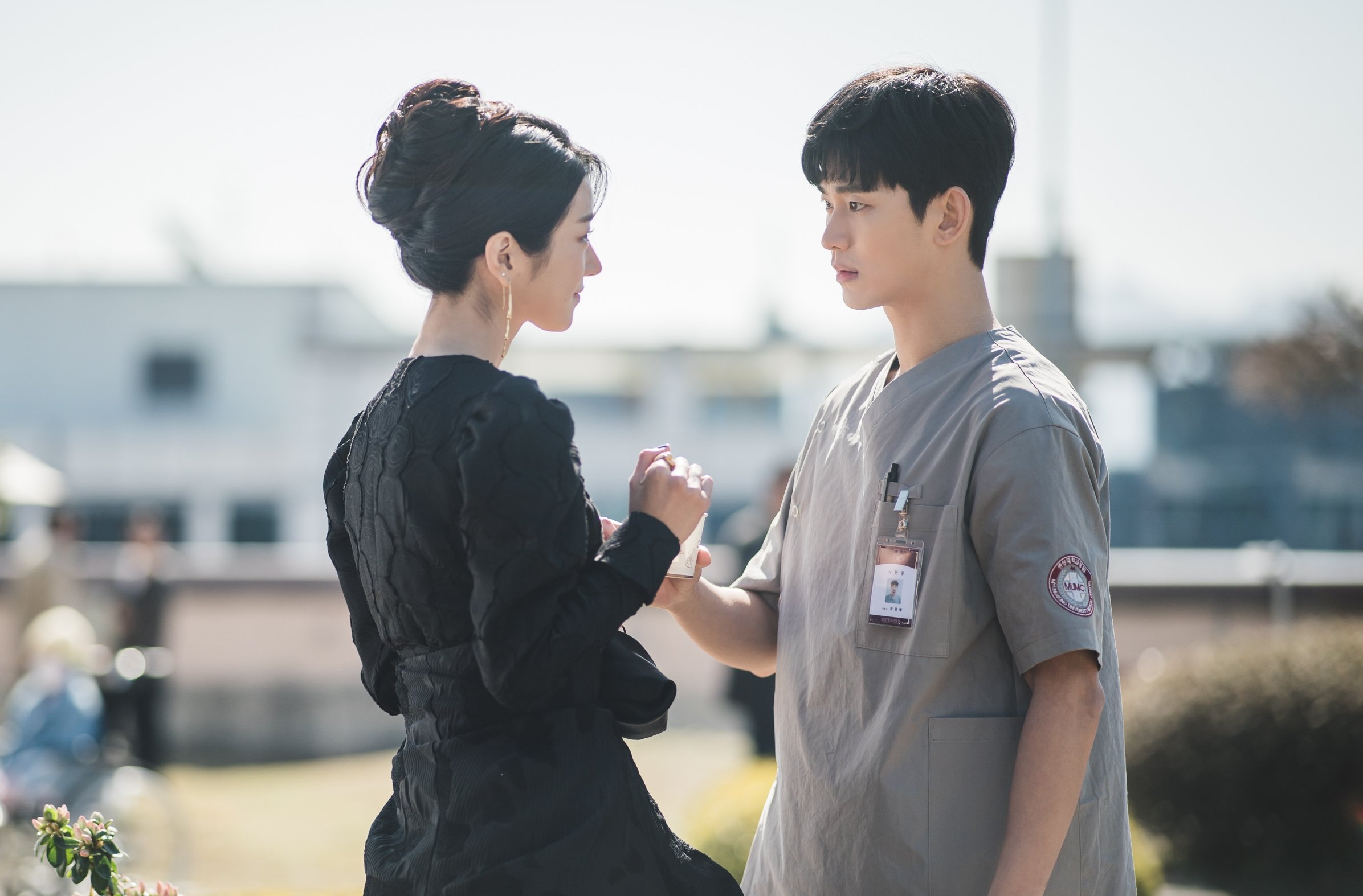 Kim Soo-hyun and Seo Ye-ji Talk About Their Characters in 'It's Okay To ...
